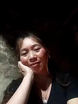 Snapshot of Bianly chatting on 11/06/25, 01:48 Bianly online show from 11/06/25, 01:48