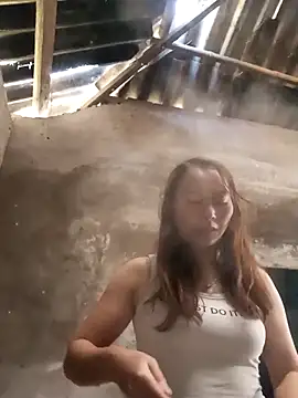 Snapshot of Bianly chatting on 11/26/25, 01:49 Bianly online show from 11/26/25, 01:49