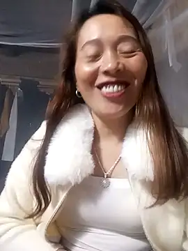 Snapshot of Bianly chatting on 11/14/25, 02:54 Bianly online show from 11/14/25, 02:54