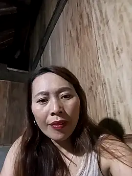 Snapshot of Bianly chatting on 11/27/25, 10:59 Bianly online show from 11/27/25, 10:59