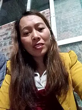 Snapshot of Bianly chatting on 12/15/25, 10:54 Bianly online show from 12/15/25, 10:54