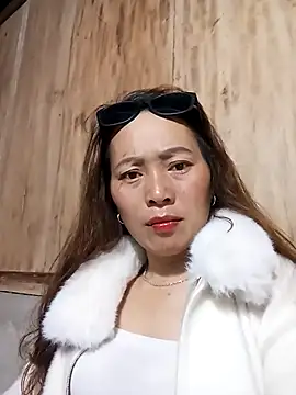 Snapshot of Bianly chatting on 12/03/25, 06:40 Bianly online show from 12/03/25, 06:40