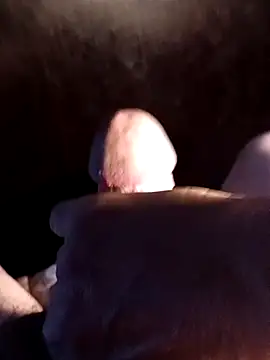 69dagosto online show from 10/22/25, 08:25