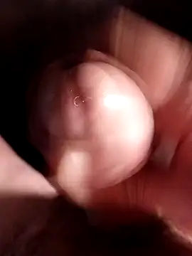 69dagosto online show from 12/18/25, 06:12