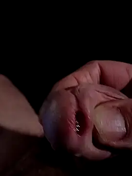 69dagosto online show from 11/29/25, 05:18