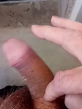 69dagosto online show from 11/19/25, 09:42