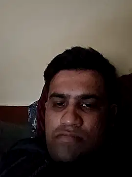Snapshot of nareshrddd5 chatting on 10/18/25, 11:34 nareshrddd5 online show from 10/18/25, 11:34