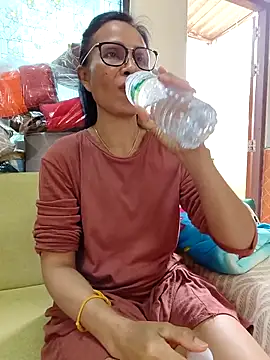 Mama Eva 1 online show from 02/17/26, 01:58