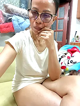 Mama Eva 1 online show from 02/11/26, 10:09