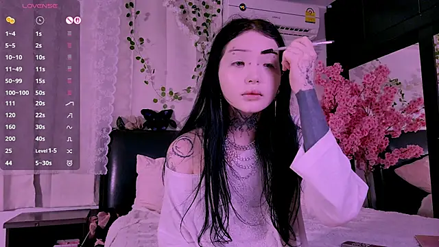 Lein Bone online show from 10/23/25, 12:09