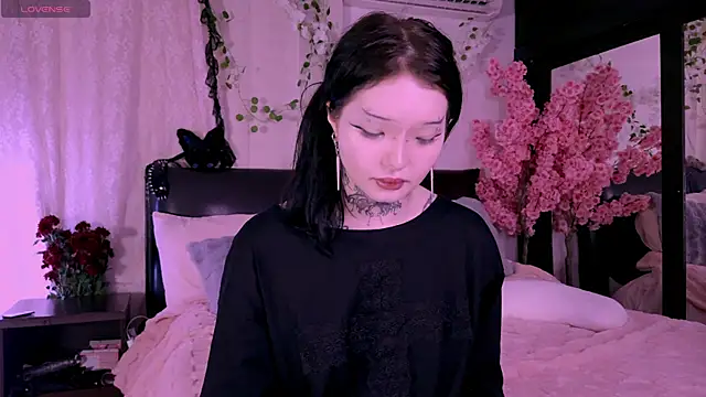 Lein Bone online show from 10/27/25, 12:11