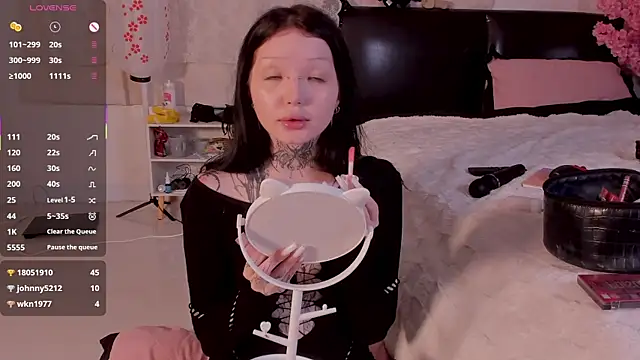 Lein Bone online show from 09/26/25, 01:51