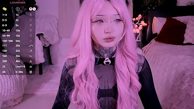 Lein Bone online show from 12/18/25, 12:16