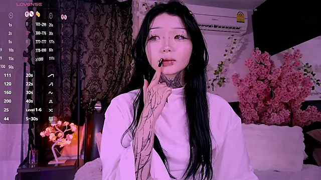 Lein Bone online show from 11/14/25, 12:14