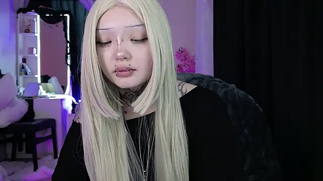Snapshot of Lein_Bone chatting on 05/12/26, 12:30 Lein Bone online show from 05/12/26, 12:30