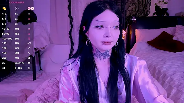 Lein Bone online show from 11/30/25, 12:11