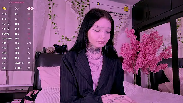 Lein Bone online show from 10/22/25, 01:05