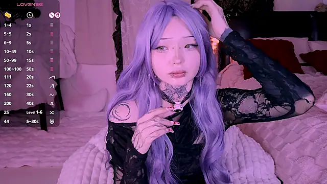 Lein Bone online show from 12/21/25, 12:02