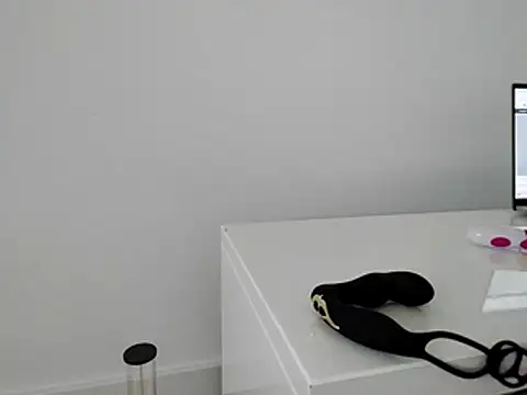 redstag00 online show from 10/30/25, 12:58