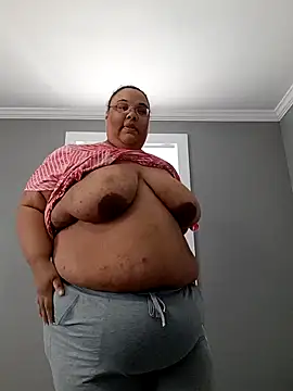 Snapshot of SexyBBW10790 chatting on 02/03/26, 03:28 SexyBBW10790 online show from 02/03/26, 03:28