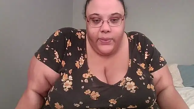 SexyBBW10790 online show from 03/28/26, 02:07