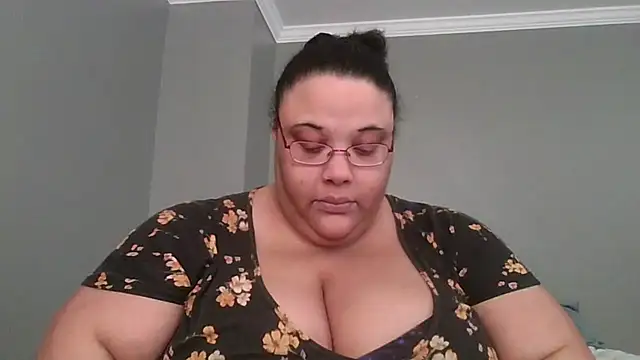 SexyBBW10790 online show from 03/24/26, 02:06