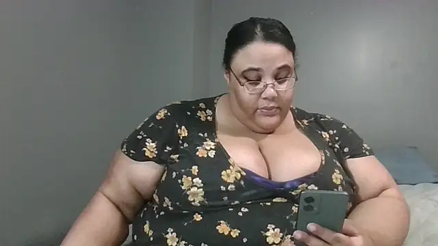 SexyBBW10790 online show from 05/06/26, 02:15