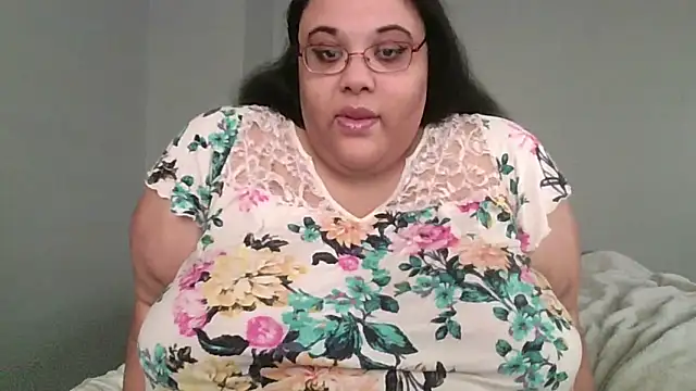 SexyBBW10790 online show from 04/21/26, 02:56