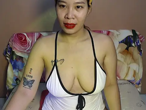 wild rose69 online show from 11/02/25, 04:12