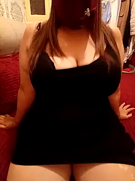 mayakhalyfaa online show from 10/24/25, 01:59