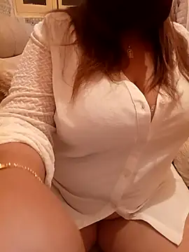 mayakhalyfaa online show from 11/20/25, 12:22