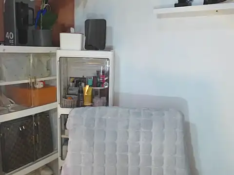 skinny gracie online show from 06/28/26, 12:33
