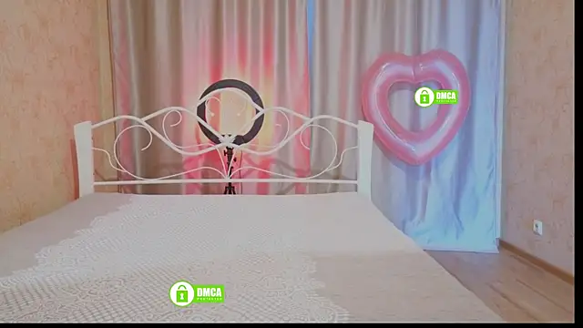 Snapshot of Berkova_L chatting on 06/09/26, 03:18 Berkova L online show from 06/09/26, 03:18