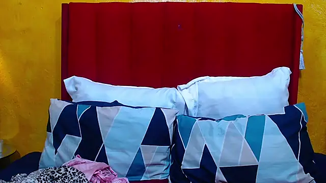 Candycrush2555 online show from 12/05/25, 07:18