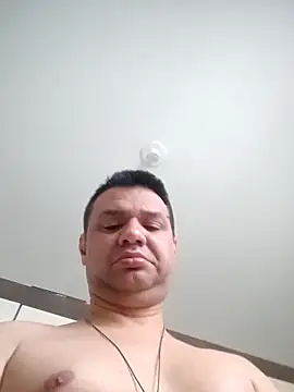 Snapshot of Crocante_Hot chatting on 09/18/25, 09:12 Crocante Hot online show from 09/18/25, 09:12