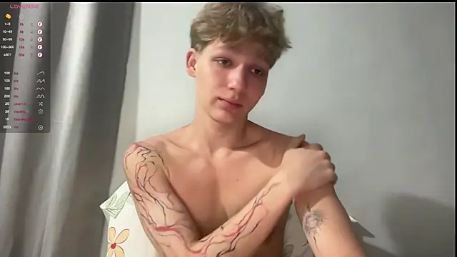 walter cute online show from 02/28/26, 06:51