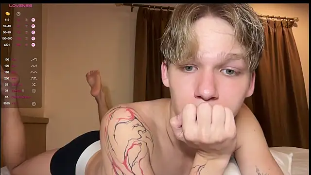 walter cute online show from 04/05/26, 06:03