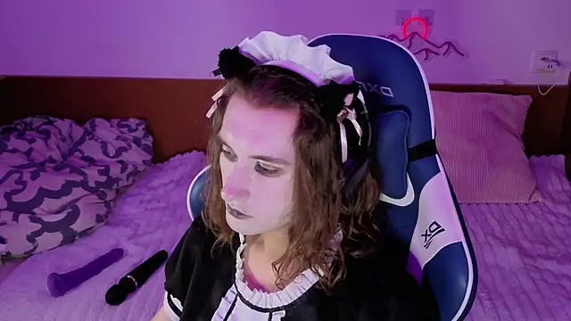 whitekittenenergy online show from 09/18/25, 05:38