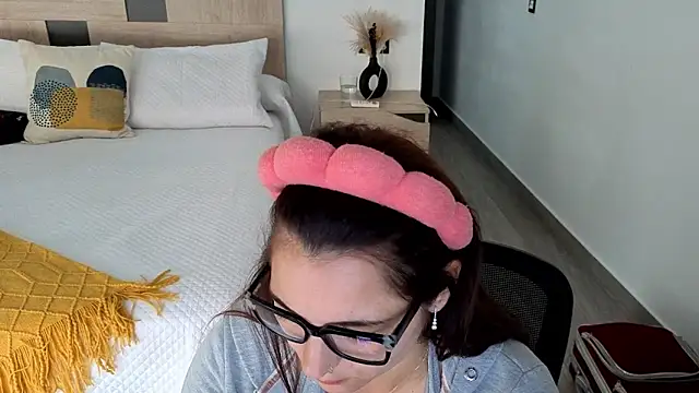 morninglorytv online show from 11/04/25, 08:18