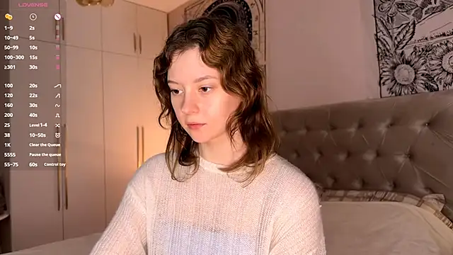 IrisPurrphy online show from 11/11/25, 05:08