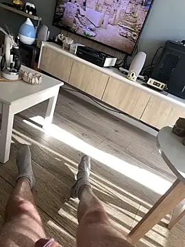 Jonny Agatha online show from 03/12/26, 07:18