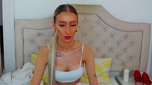 NatalieSensual online show from 11/13/25, 09:24