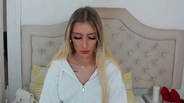 NatalieSensual online show from 11/23/25, 10:47