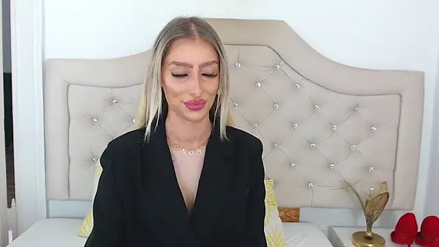 NatalieSensual online show from 12/22/25, 10:15