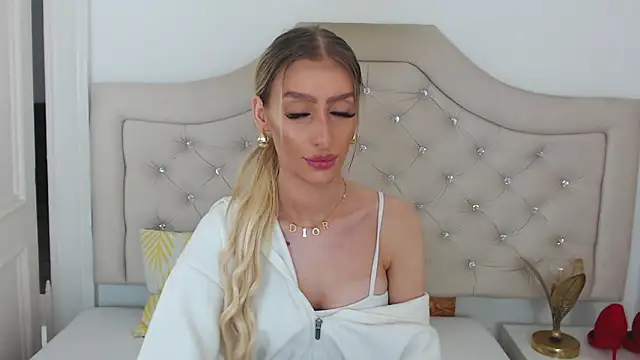 NatalieSensual online show from 12/19/25, 11:45