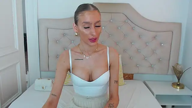 NatalieSensual online show from 03/18/26, 09:34