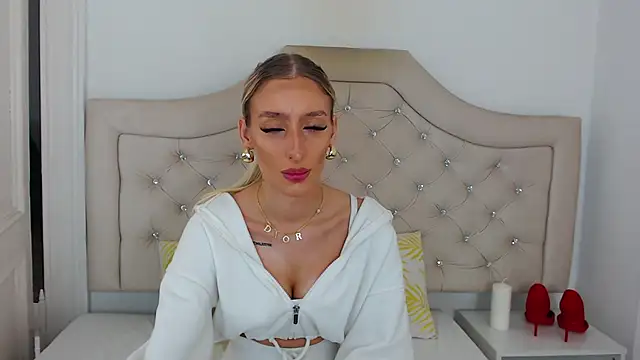 NatalieSensual online show from 10/08/25, 07:10