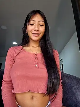 Snapshot of Mavi_roouse_ chatting on 09/26/25, 01:18 Mavi roouse online show from 09/26/25, 01:18