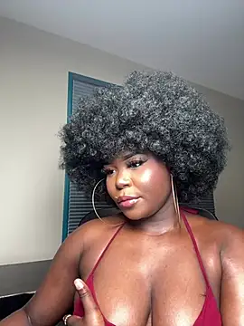 WomanNextdoor1 online show from 03/26/26, 08:12