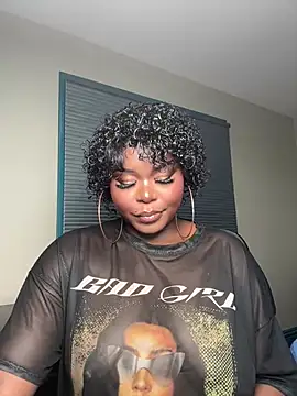 WomanNextdoor1 online show from 06/11/26, 10:34